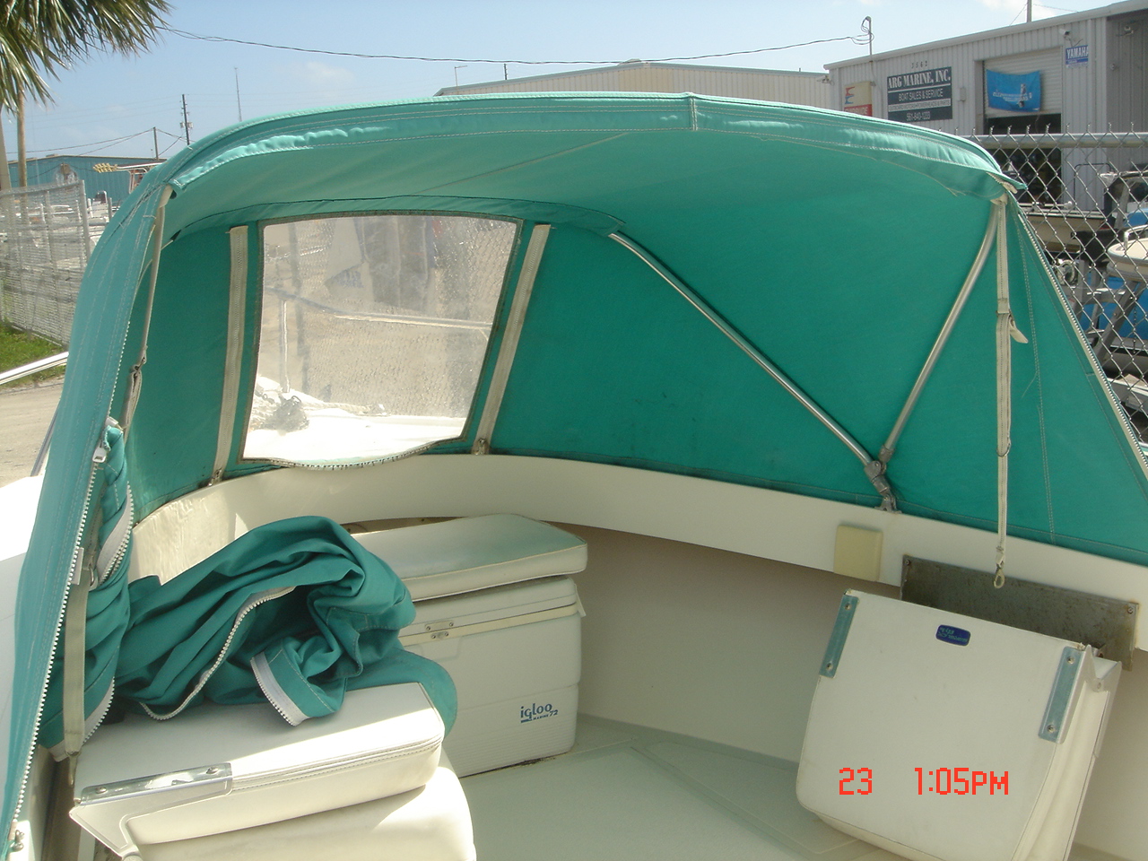 SPRAY HOOD