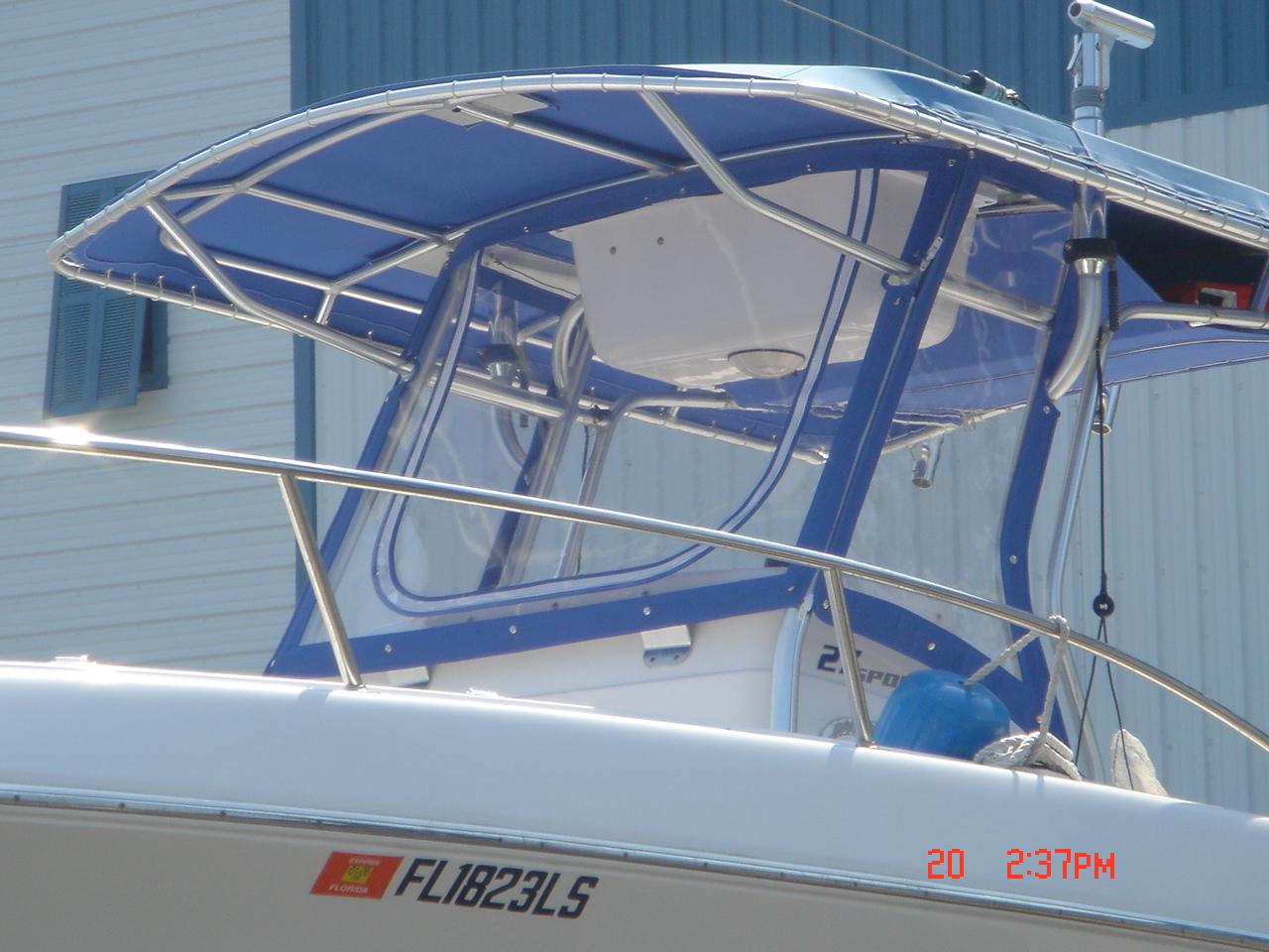 3 SIDE ENCLOSURE