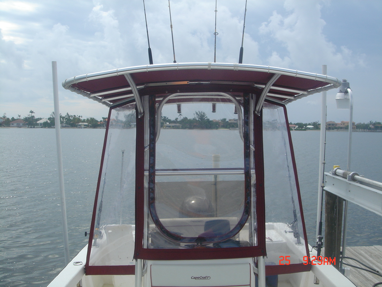 3 SIDE ENCLOSURE