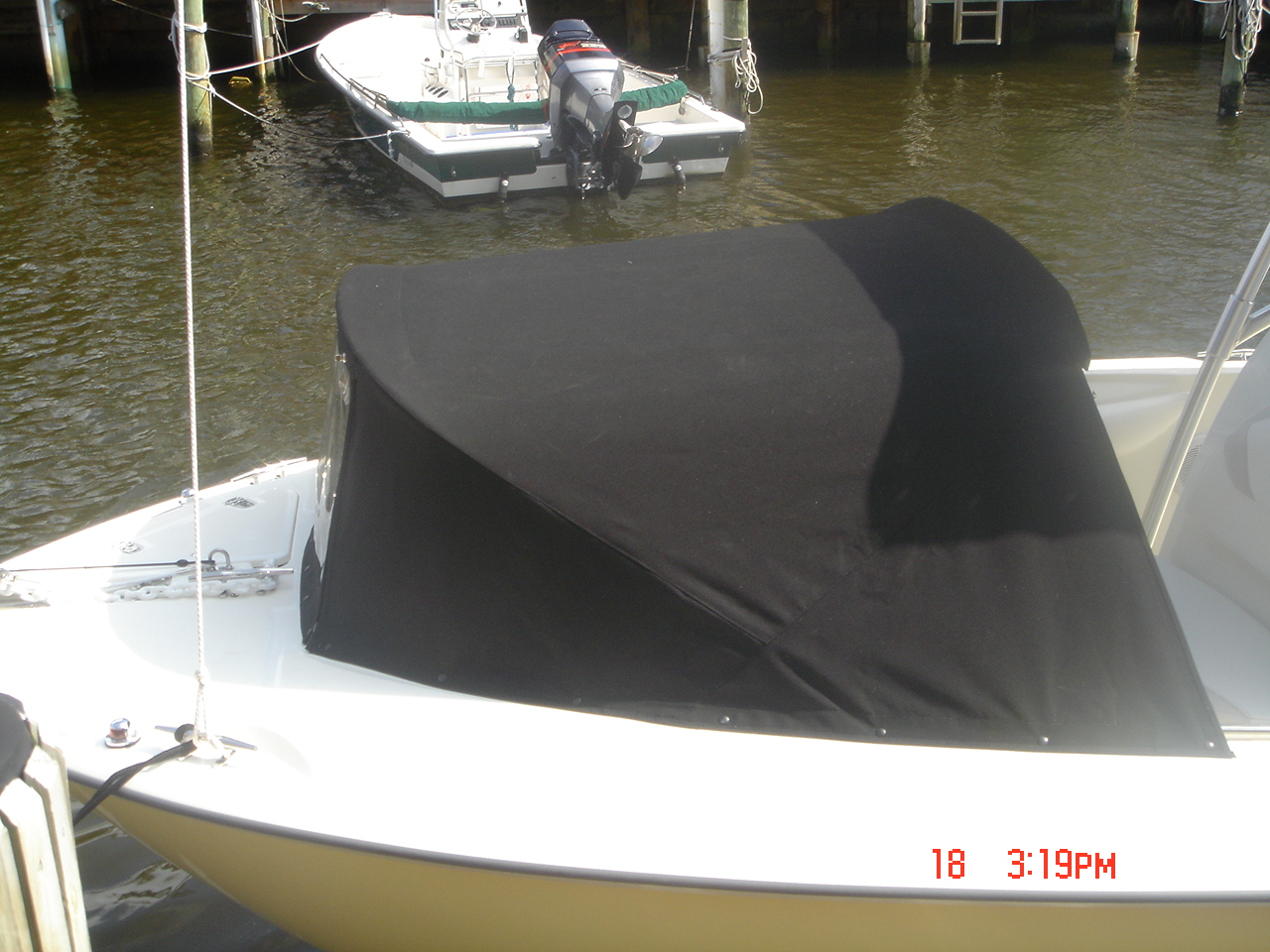 SPRAY HOOD