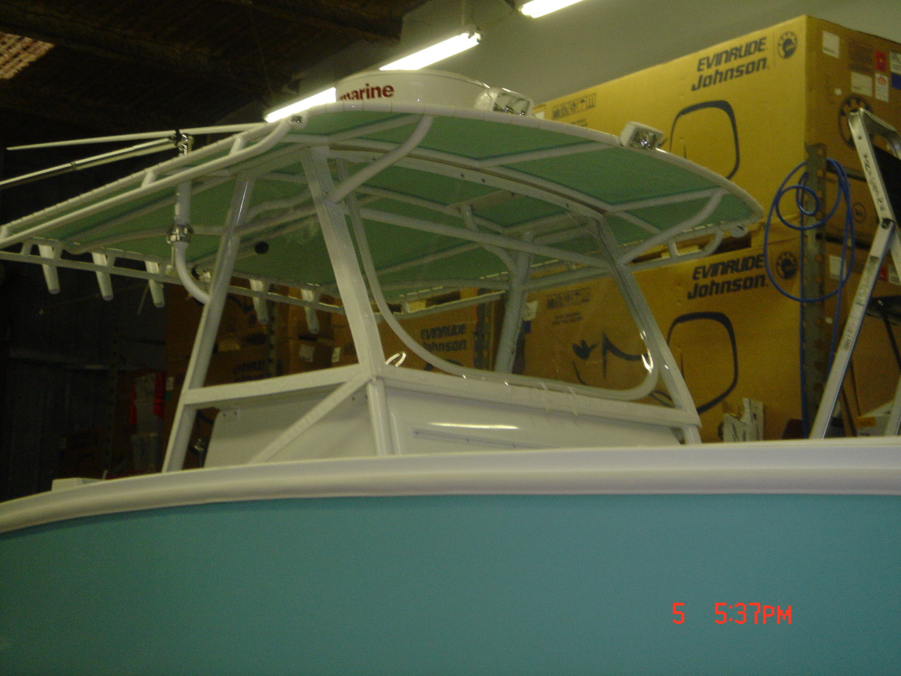 3 SIDE ENCLOSURE